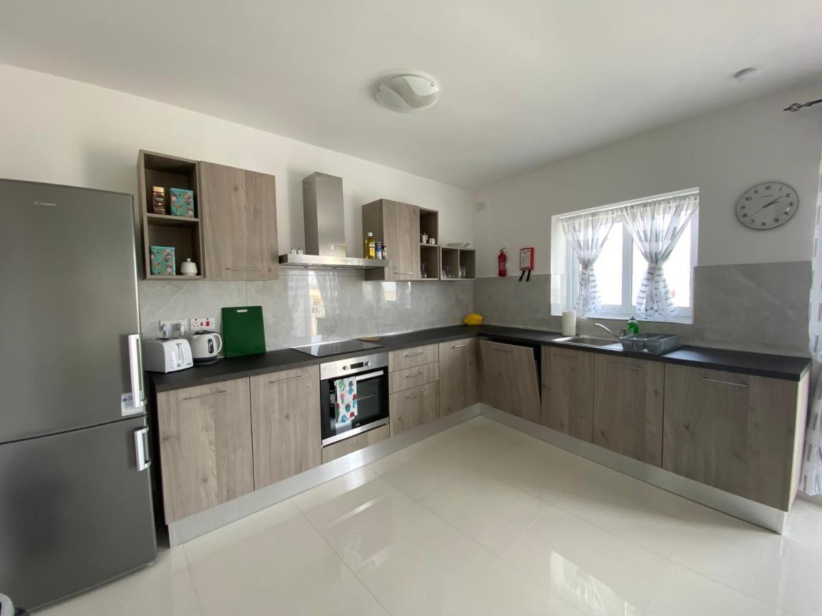 Sunshine Apartments Mellieha - Modern Three Bedroom Apartment - Apt No 2 Ngoại thất bức ảnh
