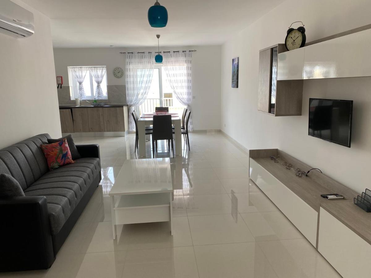 Sunshine Apartments Mellieha - Modern Three Bedroom Apartment - Apt No 2 Ngoại thất bức ảnh